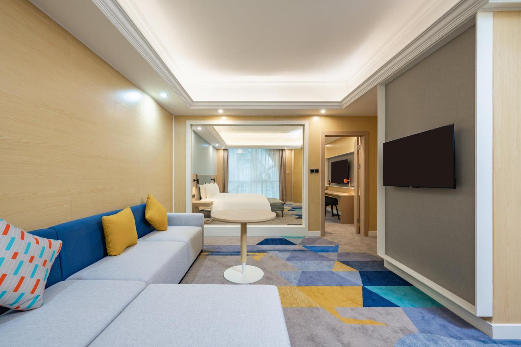 Holiday Inn Express Chengdu Tianfu Square By Ihg - Chunxi Road And Kuanzhai Alley Екстериор снимка