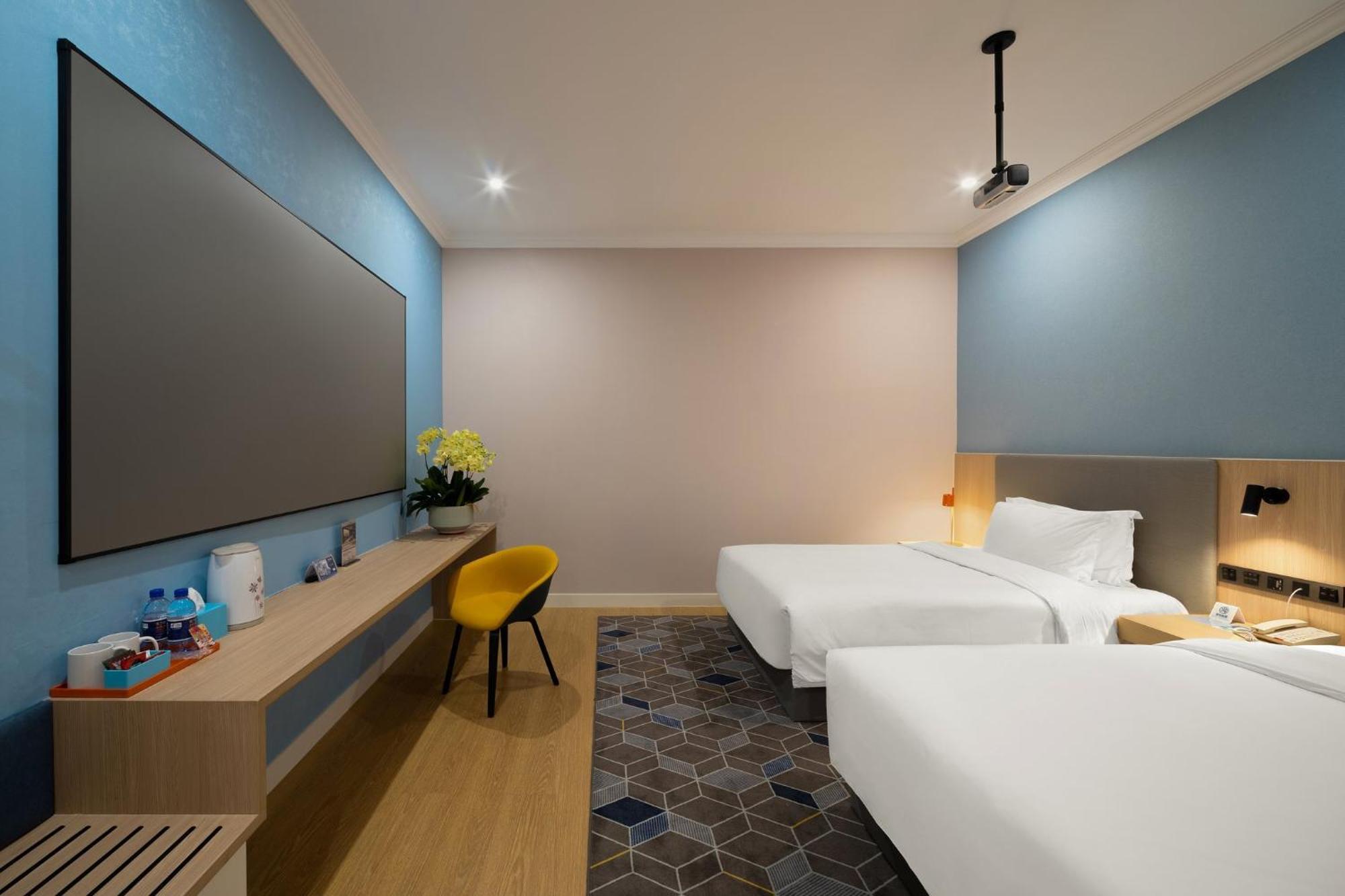 Holiday Inn Express Chengdu Tianfu Square By Ihg - Chunxi Road And Kuanzhai Alley Екстериор снимка